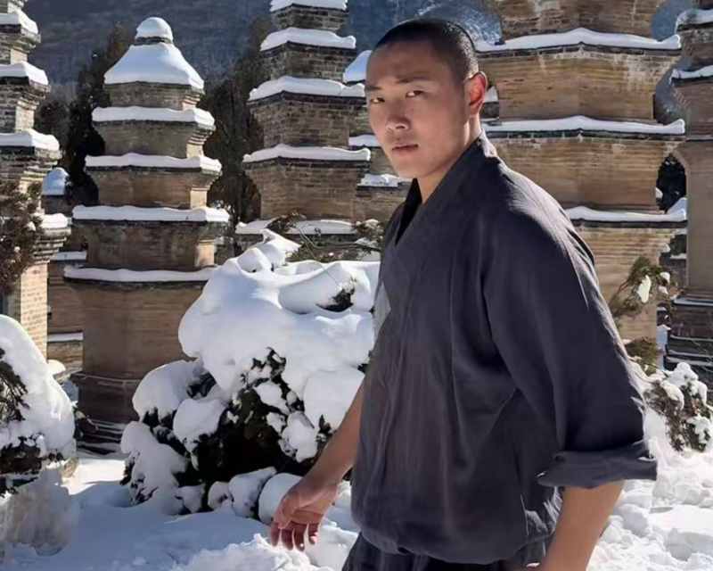 shaolin kungfu master yanyan 01